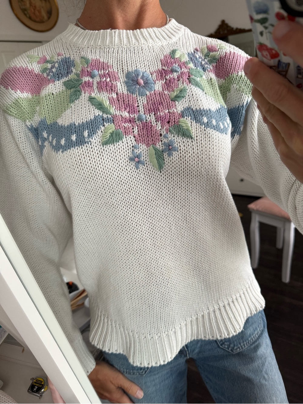 Vintage Jantzen Floral Embroidered Sweater Cottagecore Grandmillennial XS/S